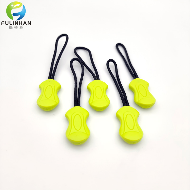 plastic zipper pull