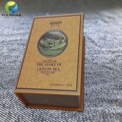 Custom collapsible magnetic boxes