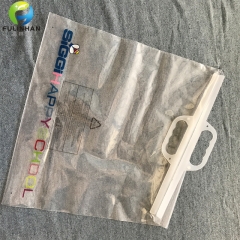 PE Bags with closure Handles