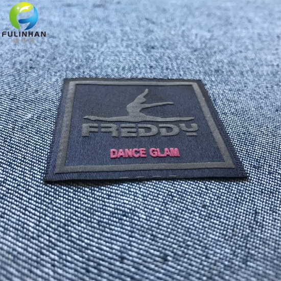 Apparel woven Label Solution