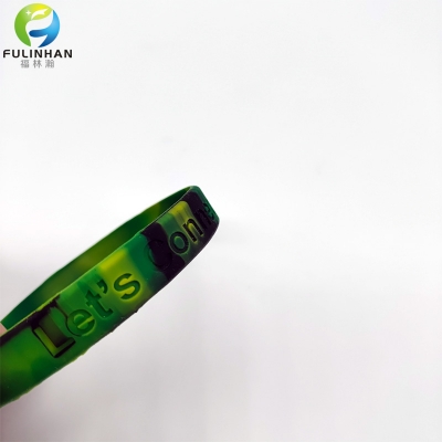 Custom Logo Embossed Camo Silicone Wristband