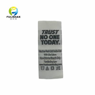 Custom Woven Labels | Woven Clothing Labels Manufacturer